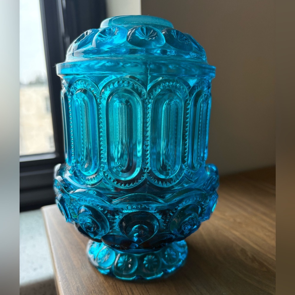 L. E. Smith “Moon and Stars” Vintage Fairy Lamp in Colonial Blue EUC 7” Tall